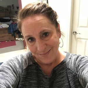 Meet your Posher, Traci